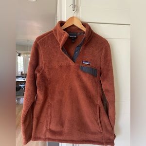 Patagonia women’s Re-Tool Snap T pullover fleece jacket